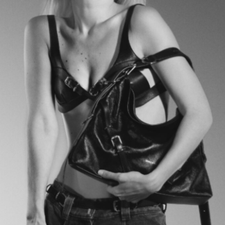 Le nouveau sac Voyou de chez Givenchy