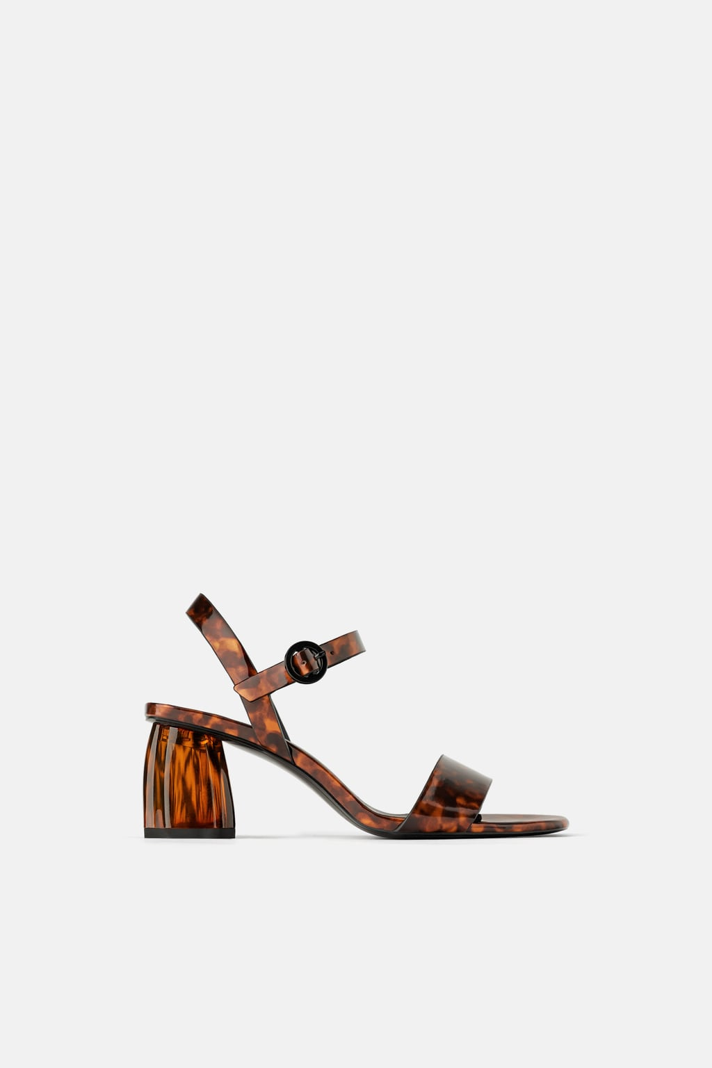 sandales a effet ecaille