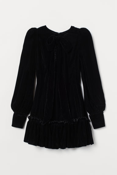 HM x The Vampires Wife la collection manches longues