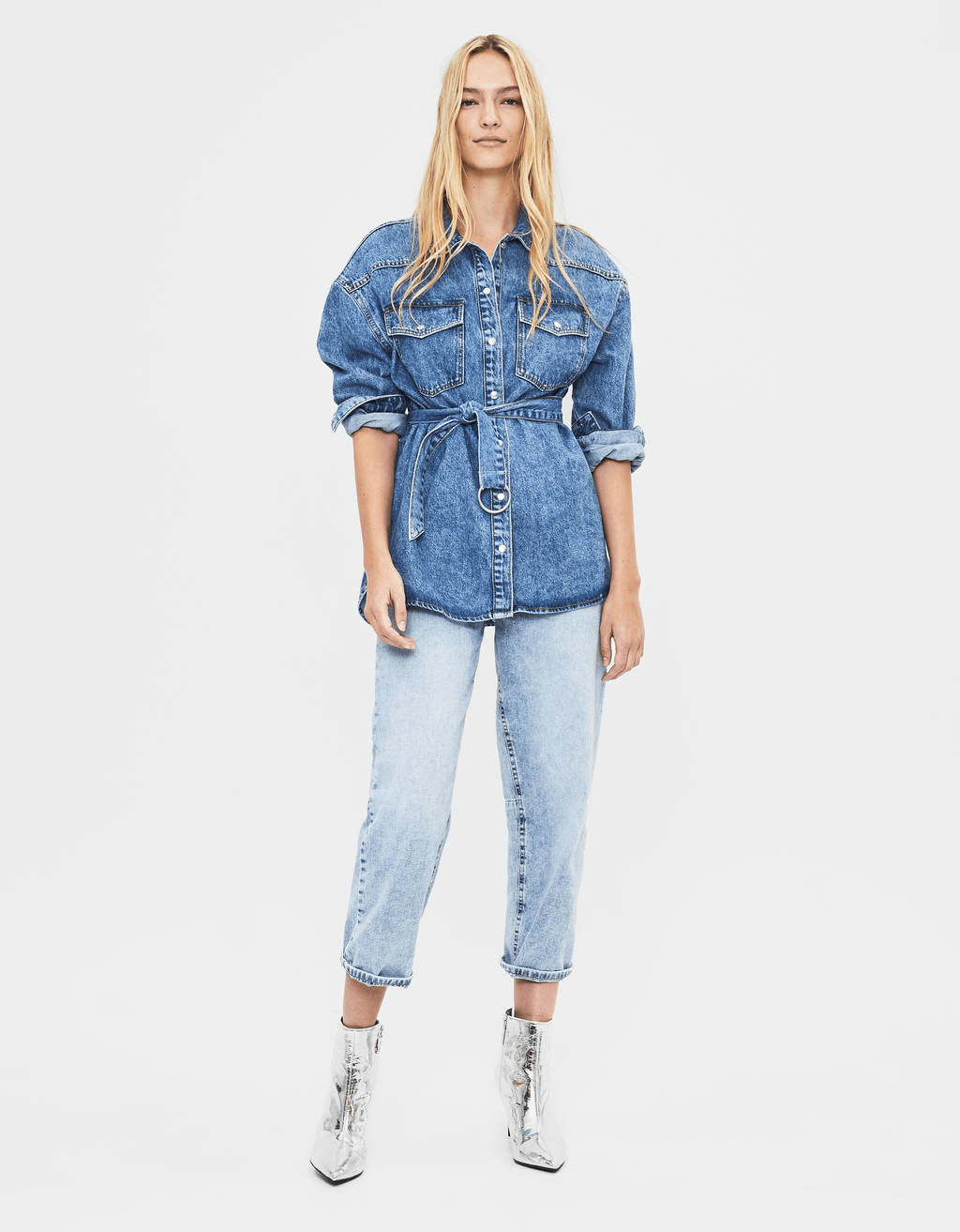 La veste en jean avec ceinture 